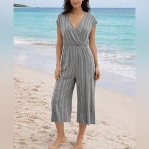 Caution To The Wind Jumpsuit Size Medium wide leg Stripped